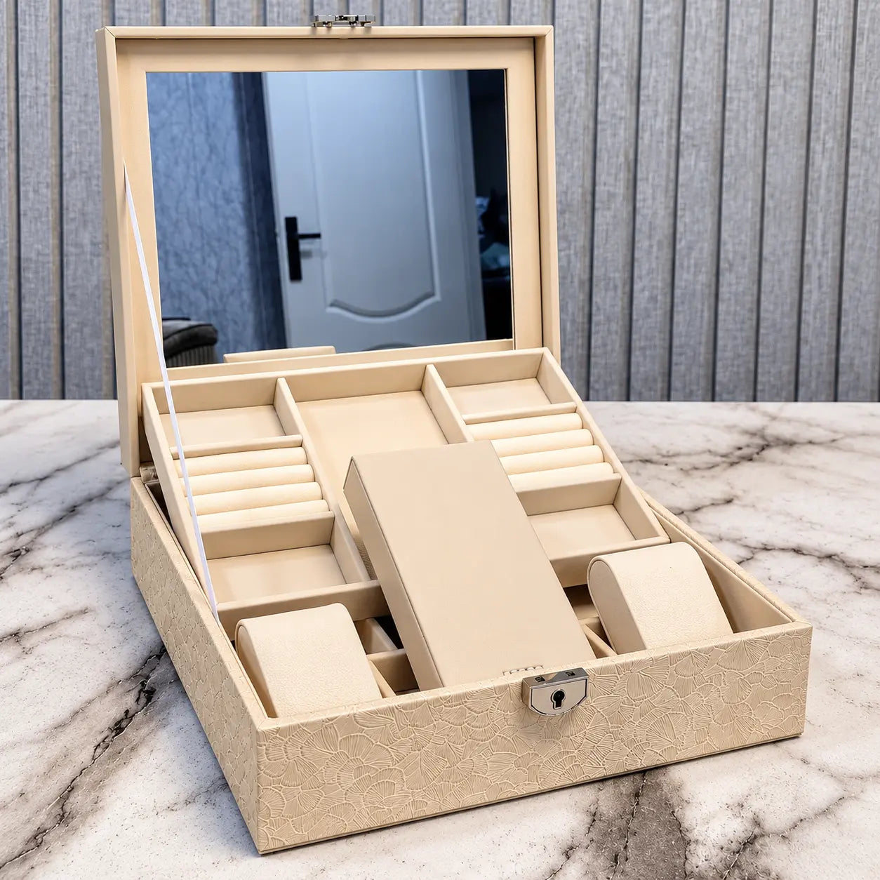 Luxury Compact Jewellery Organizer Box | Jewellery Storage Case