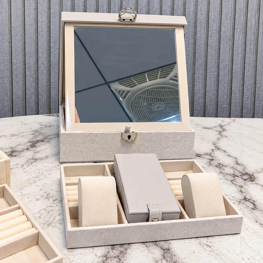 Luxury Compact Jewellery Organizer Box | Jewellery Storage Case